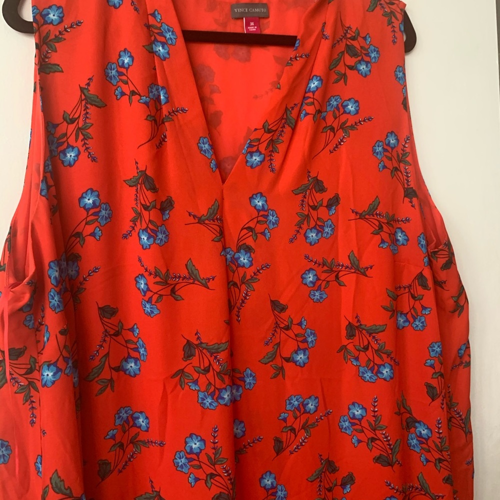 Vince Camuto v-neck summer dress - Picture 3 of 4